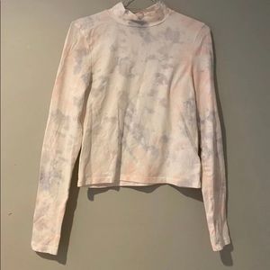 Tie Dye Turtle Neck 🌵